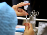 Sức khỏe - Trẻ em TP. HCM dự kiến được tiêm vắc xin phòng COVID-19 từ ngày 27/10