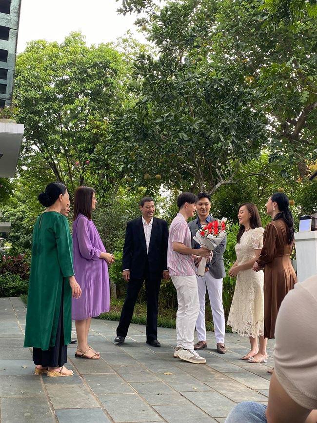 Gần hết Hương Vị Tình Thân, Mạnh Trường mới giải thích lý do amp;#34;đút tay túi quầnamp;#34; của amp;#34;Sharkamp;#34; Long - 4