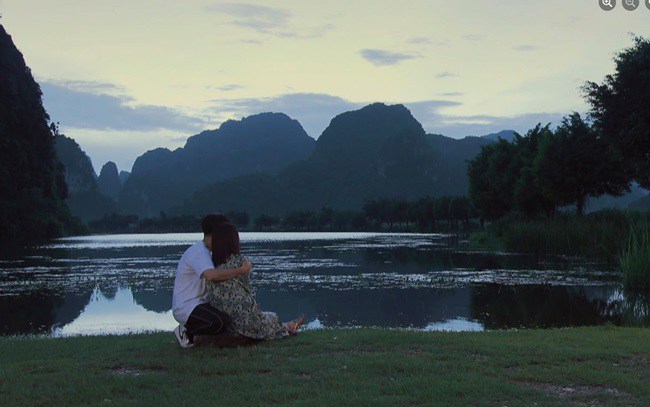 Kết thúc Hương Vị Tình Thân: Khánh Thy cùng chồng rạng rỡ mang hoa đón Nam trở về - 6