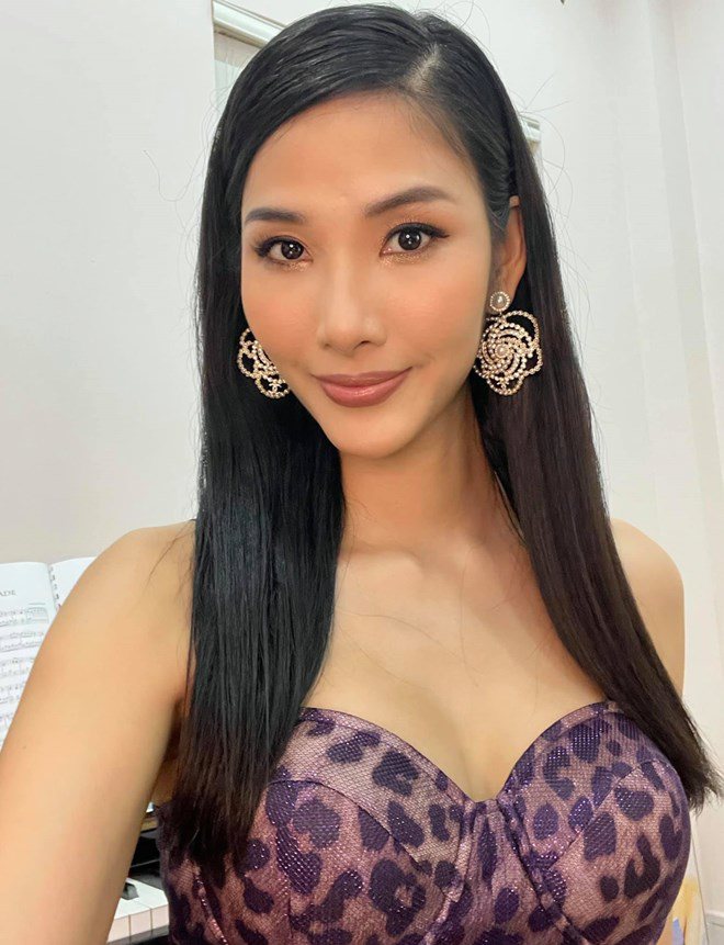 Chân dài xứ Thanh cho amp;#34;người lạ đến nhà sờ ngựcamp;#34;: Quá khứ gái nghèo, nhảy xe khách kiếm tiền - 19