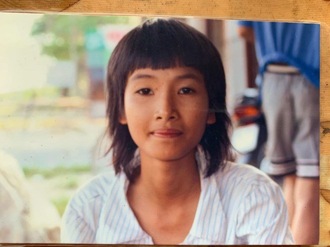 Chân dài xứ Thanh cho amp;#34;người lạ đến nhà sờ ngựcamp;#34;: Quá khứ gái nghèo, nhảy xe khách kiếm tiền - 2