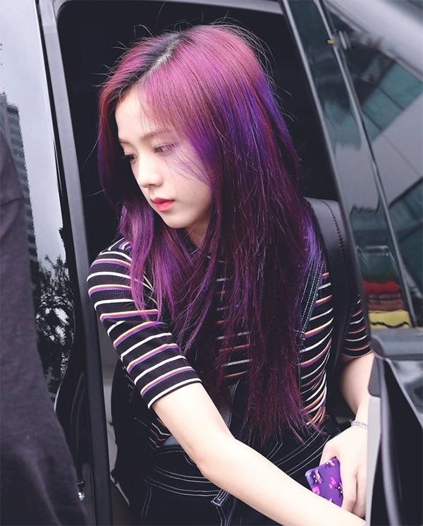 Những màu tóc tím cực đẹp tôn da hot nhất hiện nay cho cô nàng cá tính - 19