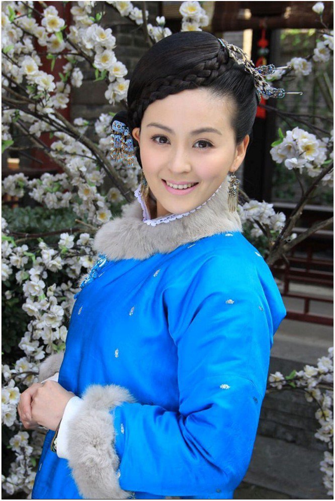 Sự nghiệp của Đới Kiều Thiên đang khởi sắc nhưng tụt dốc vì Vu Chính.