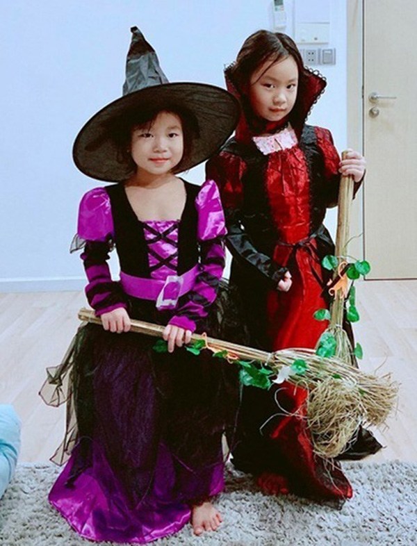 Halloween: Minh Hà trang điểm cho con hết hộp mắt nước, Lý Hải phải dùng than để hoạ mặt - 3