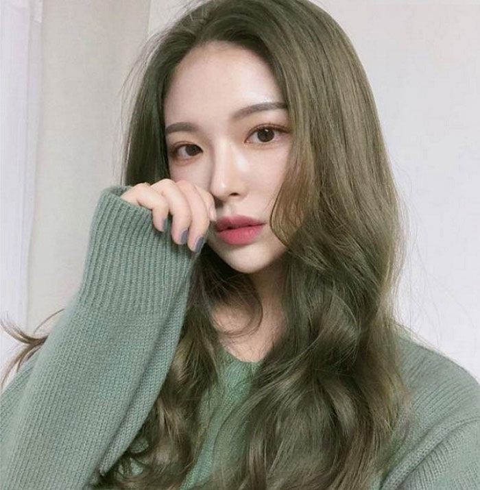 Không còn quê mùa, vợ Mạc Hồng Quân vừa về nước đã amp;#34;chơiamp;#34; màu tóc nổi loạn, đẹp lên thấy rõ - 11
