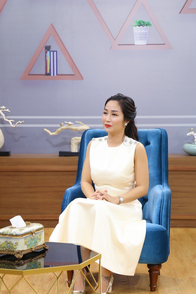 MC Ốc Thanh Vân amp;#34;bó tayamp;#34; khi chứng kiến sự trẻ con của vợ chồng nam ca sĩ này - 5