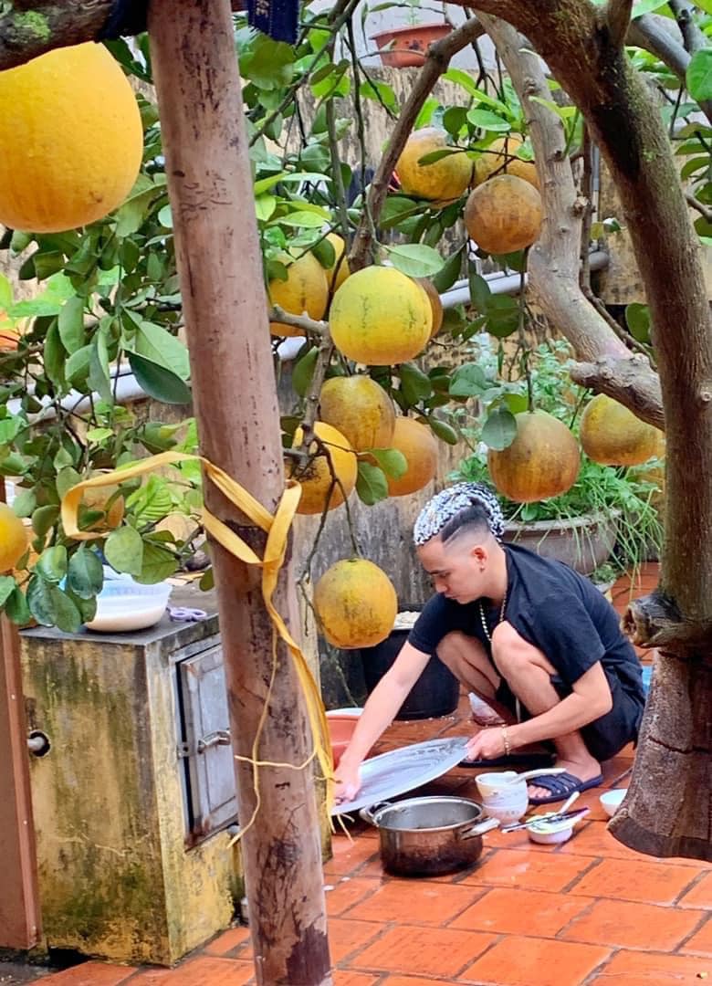 Làm nữ sinh như hoa hậu có con trước kẻng, chàng trai tặng trăm triệu, làm osin chăm vợ con - 9