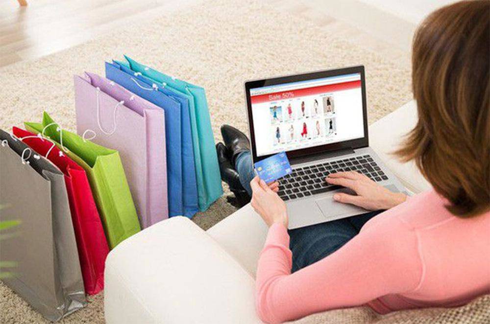 Nhận được đồ không đúng như quảng cáo, cô gái tức giận đăng đàn bóc phốt của hàng. Ảnh minh họa