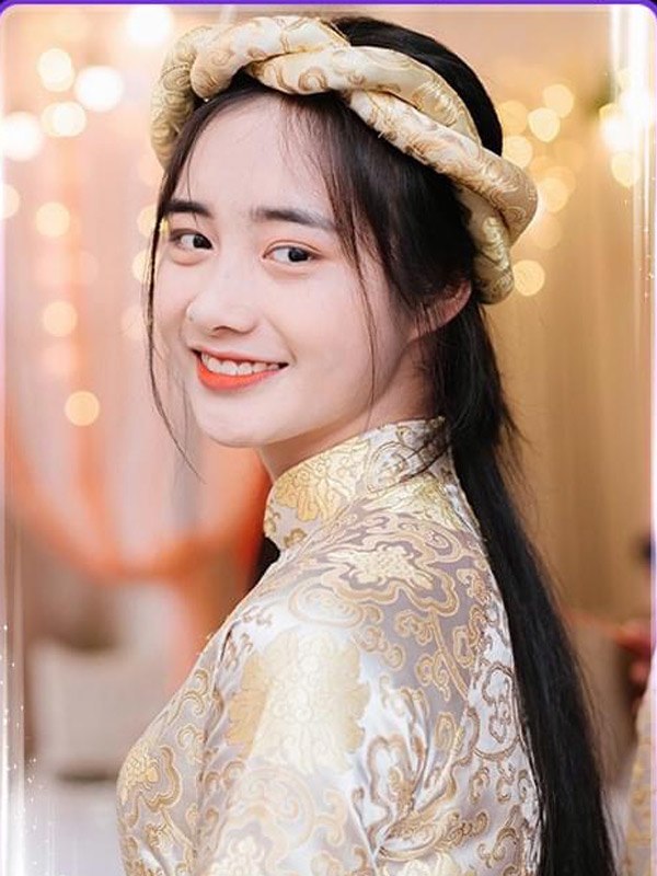 Thiếu nữ bên ao sen đi thi hoa hậu nhưng dân mạng kêu “quay xe” vì một lý do - 6