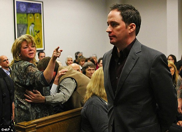 Con gái bị chồng chuốc thuốc amp;#34;thác loạnamp;#34; tập thể, mẹ phát hiện khi nghe con rể nói một câu - 4