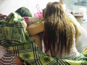 Tin tức - Con gái bị chồng chuốc thuốc "thác loạn" tập thể, mẹ phát hiện khi nghe con rể nói một câu