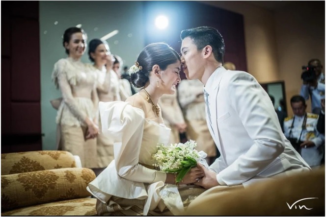 Sau 2 năm bên nhau, Margie chính thức lên xe hoa với thiếu gia nhà giàu.