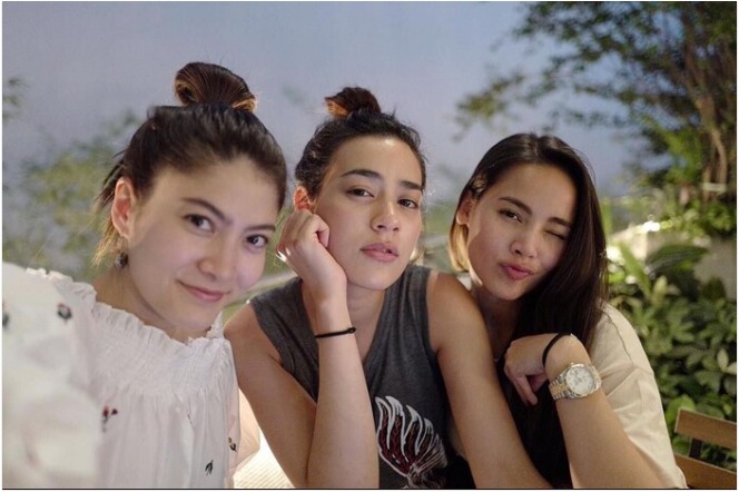 Cả 3 chơi với nhau từ hồi đóng chung trong 4 đứa con của núi 2010.