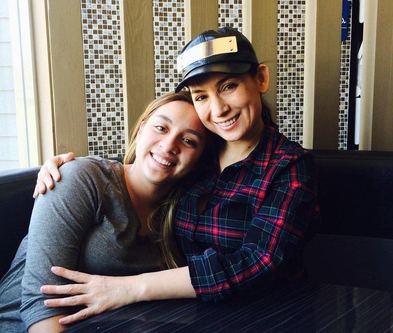 Con gái Phi Nhung phủ nhận tin đồn mẹ mình còn sống.