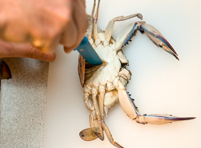 Cách làm ghẹ hấp sả, bia, nước dừa ngon và cách ăn - 2