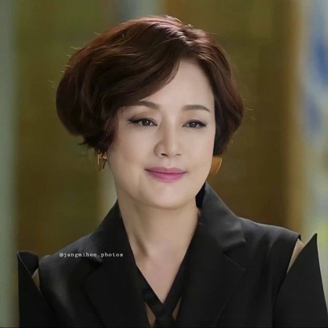 Jang Mi Hee ở tuổi ngoài 60 vẫn chưa kết hôn.