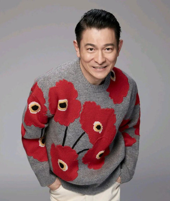 Anh đã tìm đến Lưu Đức Hoa để vay tiền.