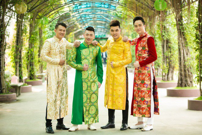 Một trong số những hình ảnh hiếm hoi các thành viên 1088 tụ họp lại sau nhiều năm rã nhóm.