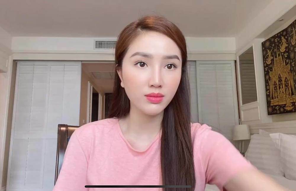 Bảo Thy xinh đẹp, da dẻ trắng mịn trong thời gian đang mang bầu con đầu lòng.