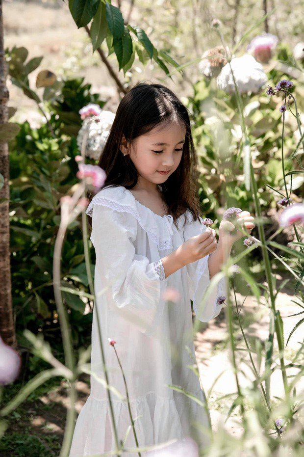 Con gái Hoa hậu Hà Kiều Anh 6 tuổi xinh như công chúa đời thực, sao Việt mê nức nở - 20