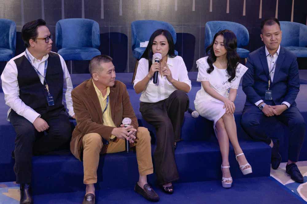 Phương Thanh tâm sự: Tôi hy vọng show gợi lại năm tháng thanh xuân của khán giả, tạo hứng thú cho người làm nghề lâu năm.