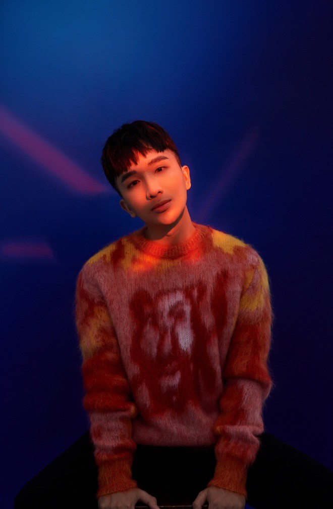 Hoàng Rob chia sẻ: Tôi luôn mâu thuẫn.