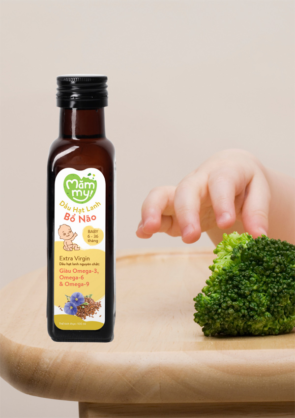 Dầu ăn dặm bổ não hạt lanh Mămmy có chứa nhiều Omega 3
