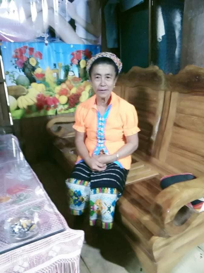 Bà nội của Hùng năm nay đã ngoài 60 tuổi. Ảnh: NVCC