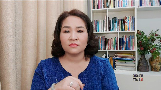 Nữ Tiến sĩ xót xa khi nghe chị M kể việc cảm thấy như bị “cưỡng bức” mỗi khi chồng “gần gũi”.