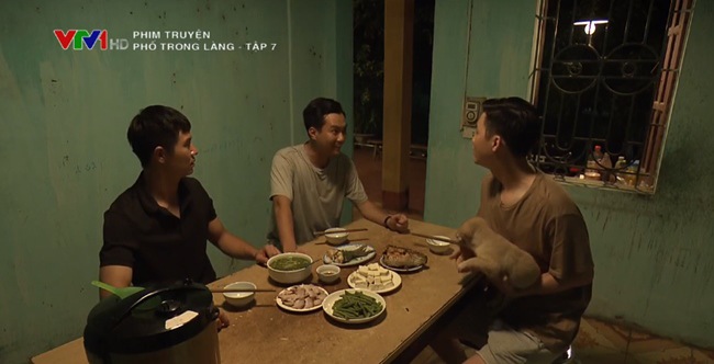 Phố Trong Làng: Anh công an tán tỉnh cô bán quạt quá đáng yêu - 8