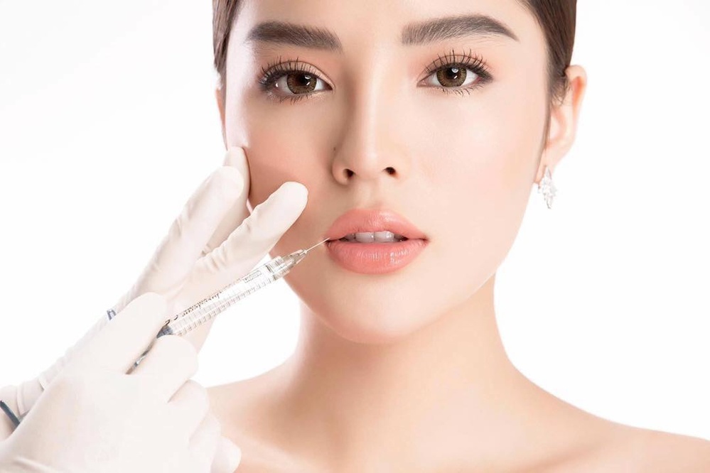 Hoa hậu như Kỳ Duyên cũng phải tiêm thứ này vào mặt để đẹp hơn - 13