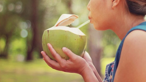 Nước dừa nhiều có tác dụng không ngờ nhưng đây là các thời điểm không nên uống nước dừa - 4