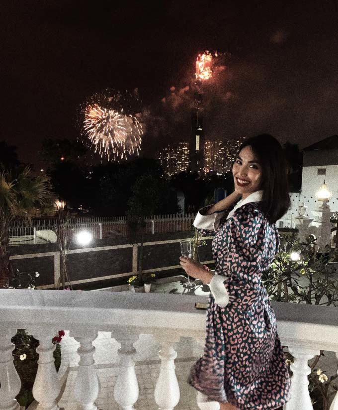 Lấy chồng đại gia, siêu mẫu Lan Khuê sống trong dinh thự dát vàng xa hoa - 4