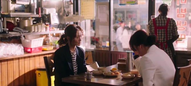Song Hye Kyo sợ yêu sau một lần tan vỡ, được tận 2 amp;#34;phi côngamp;#34; theo đuổi? - 3