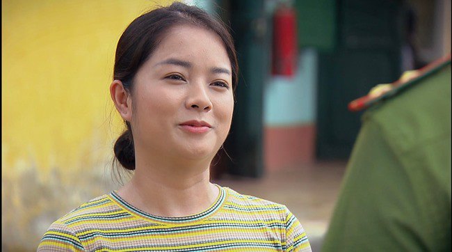 Danh tính amp;#34;cô vợamp;#34; bị Doãn Quốc Đam đánh như cơm bữa: Từng là hotgirl bóng đá “vạn người mê” - 6