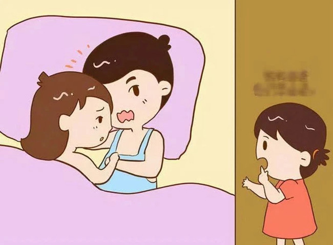 Con hỏi: “Sao bố lại nằm đè lên mẹ?”, người mẹ nhanh trí trả lời nhưng hôm sau hối hận - 2