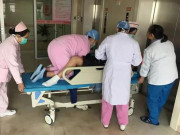 Bà bầu - Con dâu qua đời khi đang bầu, mẹ chồng lạnh lùng bắt bác sĩ làm việc này với thi thể