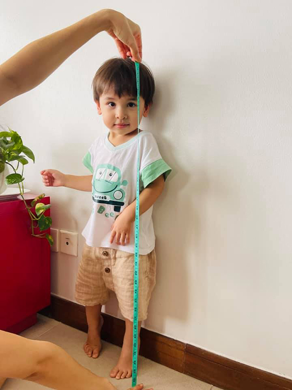 Siêu mẫu Phương Mai tiết lộ bí quyết nuôi con và sự thật đằng sau ít ai ngờ đến - 1