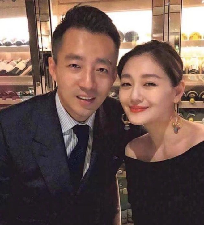 Không ai ngờ rằng hôn nhân của Từ Hy Viên cuối cùng lại kết thúc bằng đơn ly hôn.