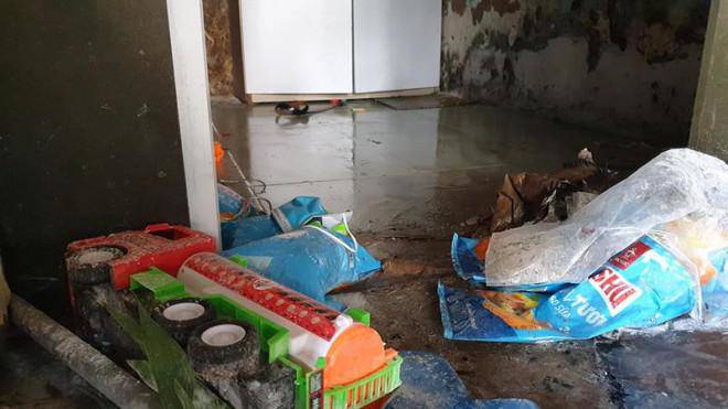 Tin tức 24h: Người phụ nữ tử vong sau khi rơi từ tầng 23 chung cư ở Hà Nội - 16