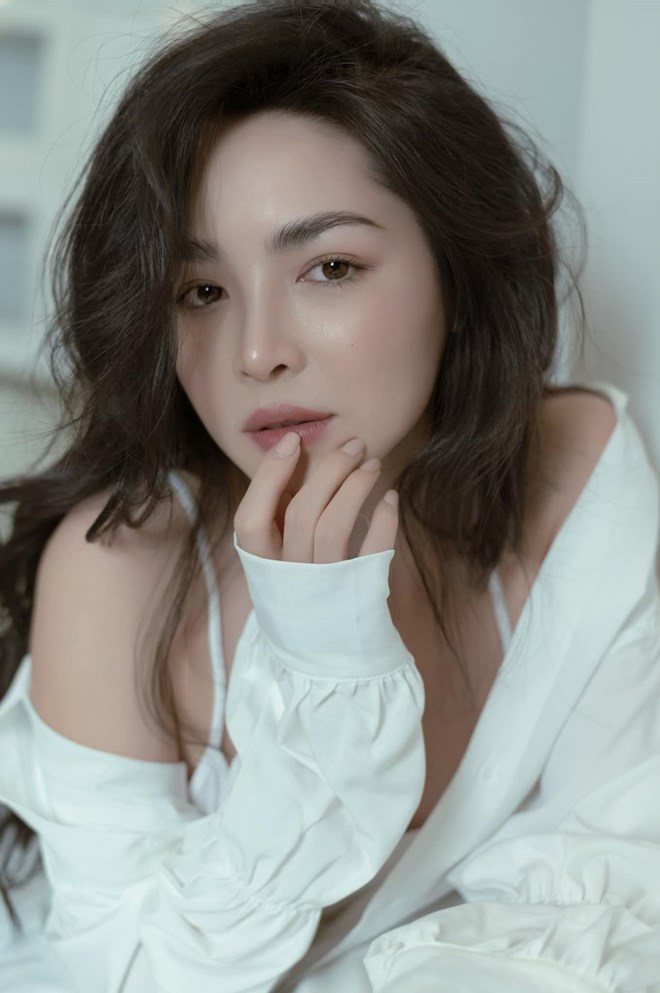 Cả hai chỉ cần hợp - yêu - hiểu - cần, tình cảm đôi bên chân thành chính là điều hot girl sinh năm 1992 mong muốn ở một mối quan hệ yêu đương.