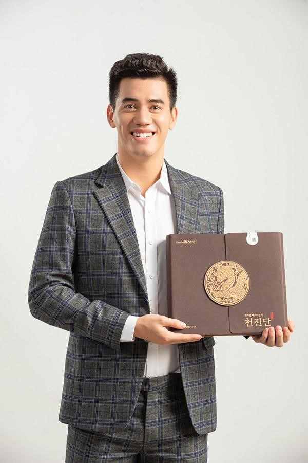 Cầu thủ Tiến Linh - Đại diện thương hiệu Chunho Korea Hàn Quốc tại Việt Nam