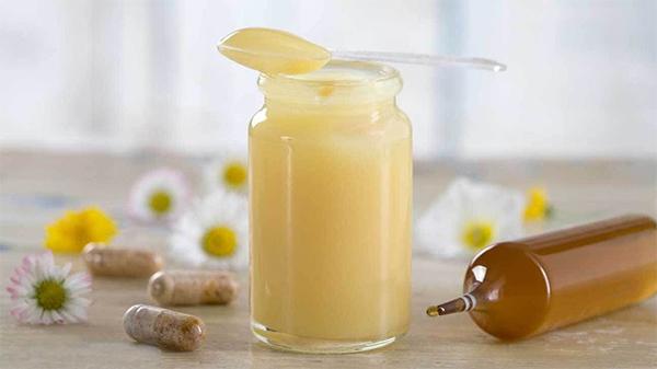 Sữa ong chúa có tác dụng gì với làm đẹp và sức khỏe? - 7
