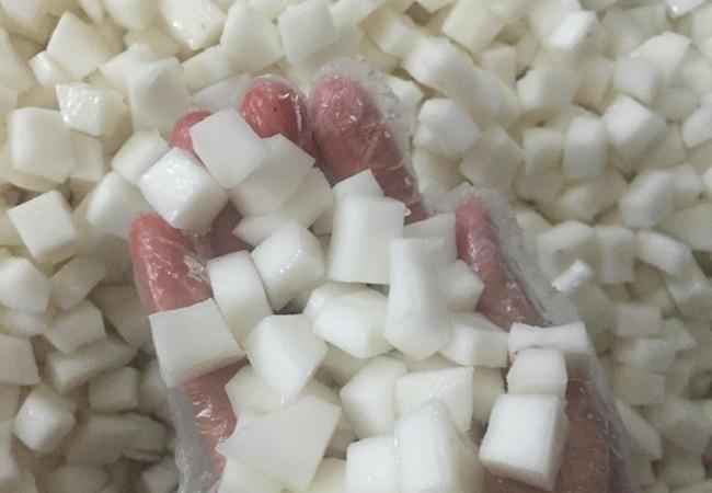 Cách làm mứt dừa viên không bị chảy nước ngon dẻo đãi Tết - 1