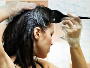 Nhuộm tóc có gây ung thư không? Câu trả lời có thể khiến bạn hối hận về cách mình đã chọn