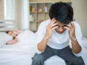 Sức khỏe - Quý ông Hà Nội “bi” bé bằng hạt lạc cầu cứu bác sĩ khi yêu bạn gái kém 23 tuổi