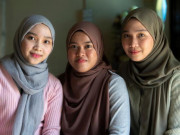 Tin tức - Thấy em gái sinh đôi không giống mình, năm 19 tuổi cô gái sốc nặng khi gặp một người bạn