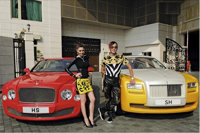 Tỷ phú xấu xí lấy vợ ngoại quốc xinh như tiên, mua một lúc 30 chiếc Rolls-Royce giờ ra sao? - 7