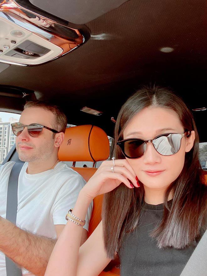 Cuộc sống hưởng thụ ở Dubai, Kha Mỹ Vân khiến bao người ghen tị.