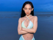 Thời trang - Trót mê kiểu váy o ép ngực tràn viền, Thuý Vi vẫn không gây "đau mắt" dân tình 